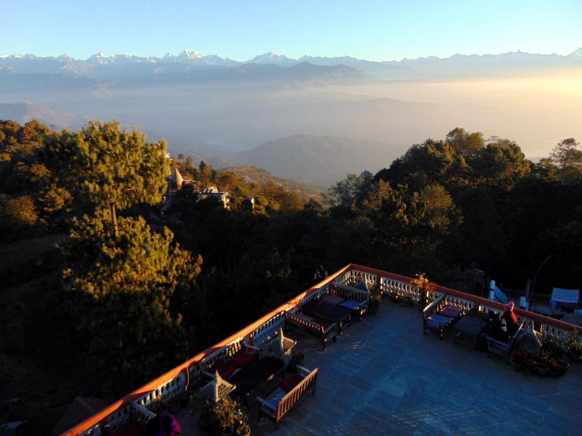 Peaceful Cottage & Cafe Du Mont Nagarkot Dış mekan fotoğraf