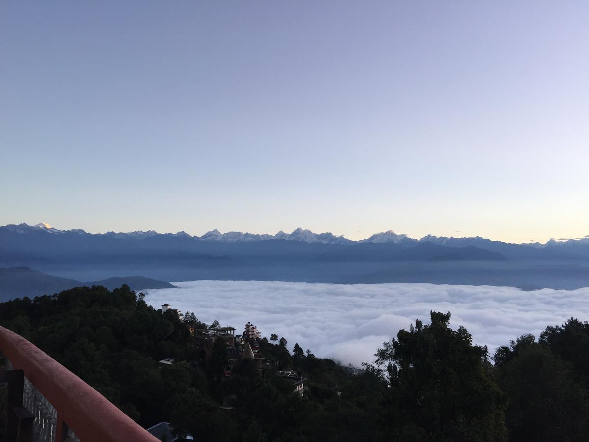 Peaceful Cottage & Cafe Du Mont Nagarkot Dış mekan fotoğraf